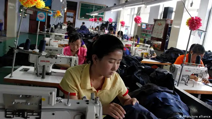 2016年，罗先经济特区的一个制衣厂