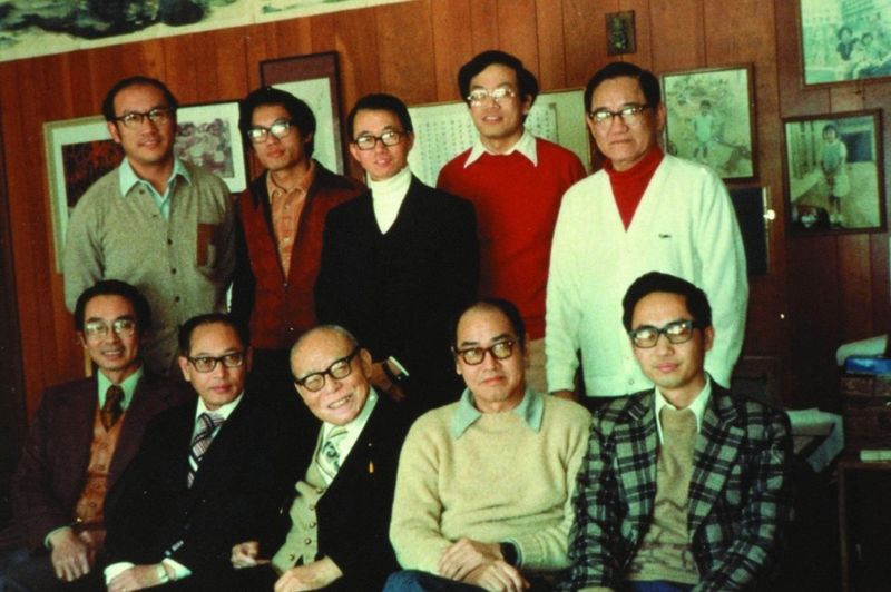 1977年，史钦泰（后排左二）回到台湾后不久和其他工程师在一起
